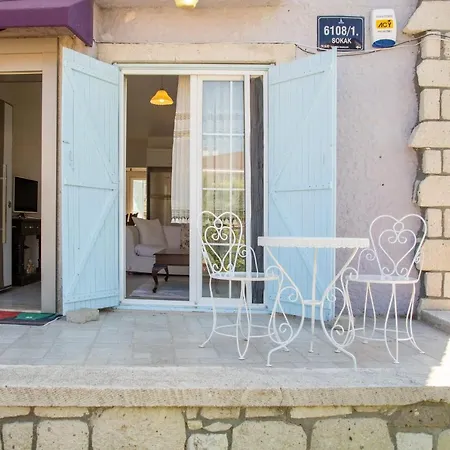 Feriehus Peaceful House With A Lovely Backyard In Cesme *